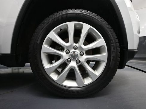 Used 2017 Jeep Grand Cherokee Limited w/ Trailer Tow Group IV AWD/4WD image 15