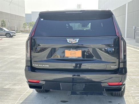 Used 2023 Cadillac Escalade ESV Sport image 4