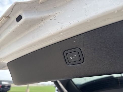 Used 2024 Chevrolet Blazer LT w/ Sound & Technology Package image 10