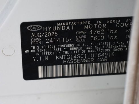 Used 2026 Genesis G70 2.5T RWD image 42