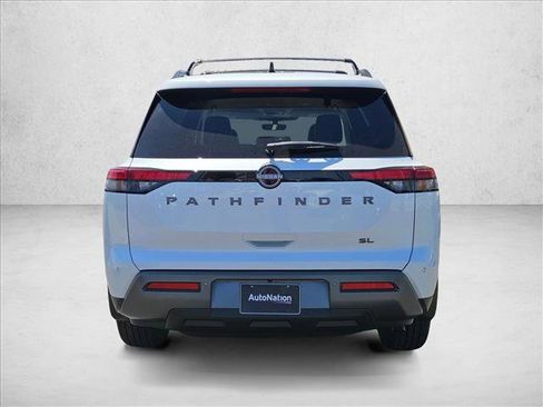 New 2026 Nissan Pathfinder SL FWD image 8