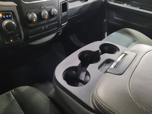 Used 2017 RAM 1500 Express AWD/4WD image 26