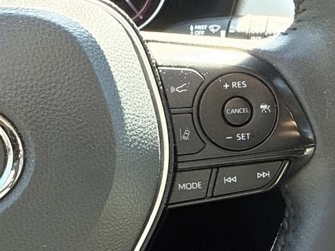 Used 2023 Toyota RAV4 XLE Premium AWD/4WD image 24