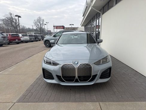 New 2026 BMW i4 xDrive40 AWD/4WD image 2