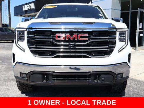 Certified 2022 GMC Sierra 1500 SLT w/ SLT Premium Plus Package image 3