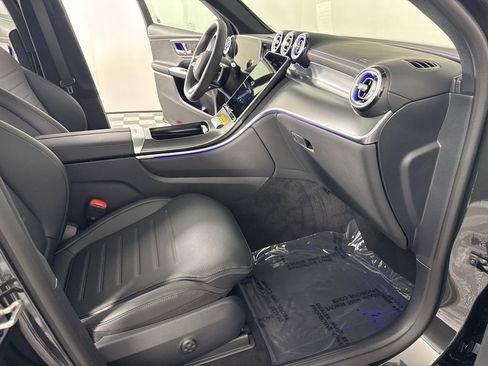 New 2026 Mercedes-Benz GLC 300 4MATIC image 19