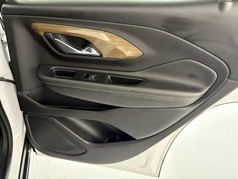 Used 2018 GMC Terrain SLE image 39