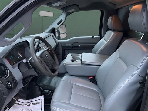 Used 2016 Ford F550 4x4 Regular Cab Super Duty image 11