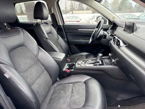 Used 2019 MAZDA CX-5 Touring image 10