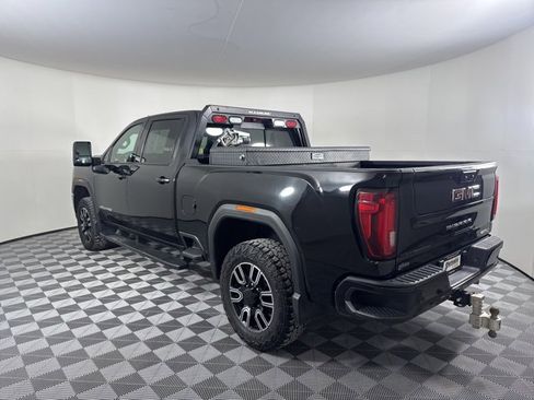 Used 2020 GMC Sierra 2500 AT4 w/ AT4 Premium Package image 4