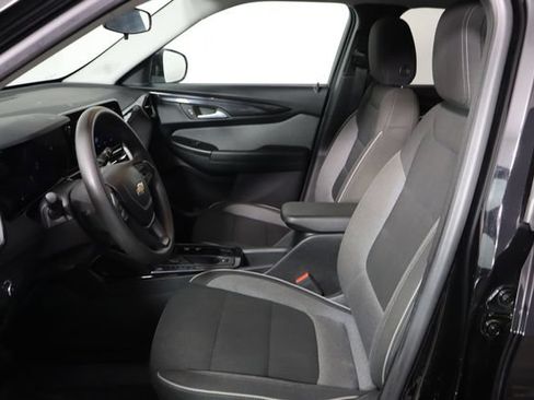 Used 2024 Chevrolet TrailBlazer LT FWD image 14