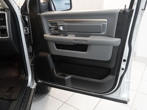 Used 2018 RAM 1500 Big Horn AWD/4WD image 25