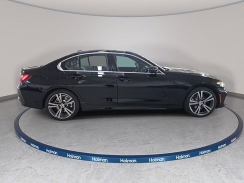 Certified 2024 BMW 330i Sedan w/ Convenience Package RWD image 6