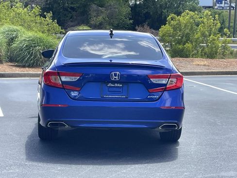 Used 2021 Honda Accord Sport image 6