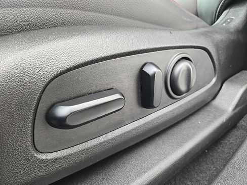 Used 2020 Chevrolet Blazer RS image 21