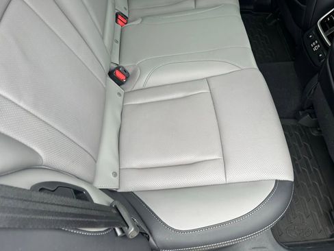 Used 2025 Subaru Outback Limited w/ Popular Package #2 image 20