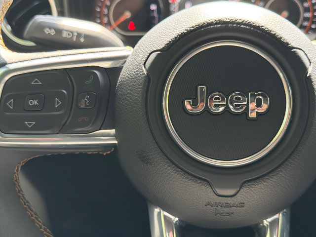 Used 2024 Jeep Wrangler Unlimited Sahara AWD/4WD image 29
