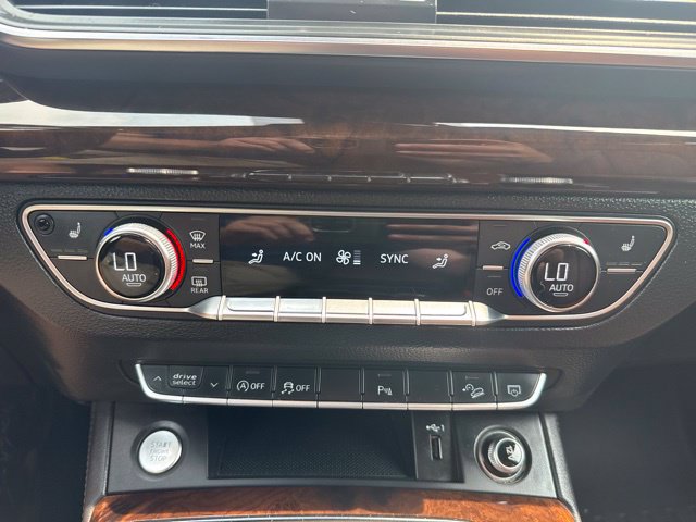 Used 2019 Audi Q5 Prestige w/ Premium Plus Package AWD/4WD image 33