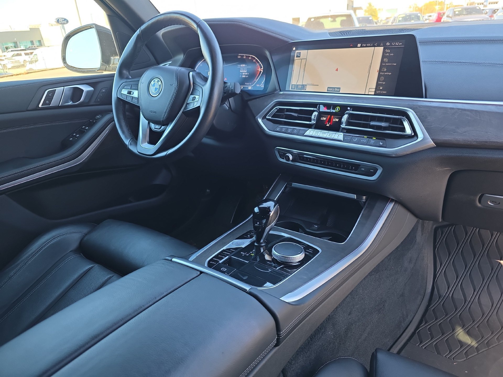 Used 2022 BMW X5 sDrive40i w/ Premium Package RWD image 17