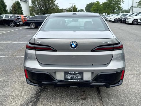 New 2025 BMW i7 xDrive60 AWD/4WD image 6