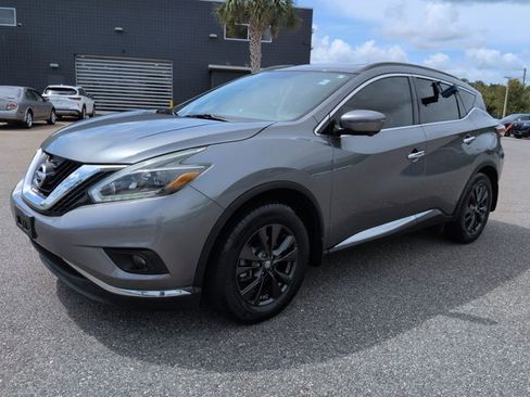 Used 2018 Nissan Murano SV w/ Premium Package FWD image 9