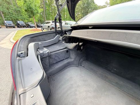Used 2011 Mercedes-Benz SL 550 image 12