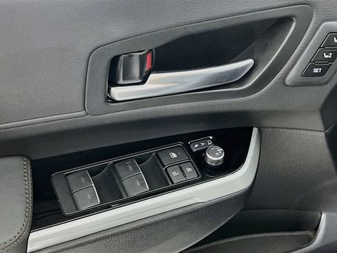 New 2026 Toyota Sienna Limited FWD image 14