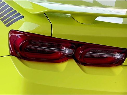 Used 2021 Chevrolet Camaro LT w/ Technology Package image 27