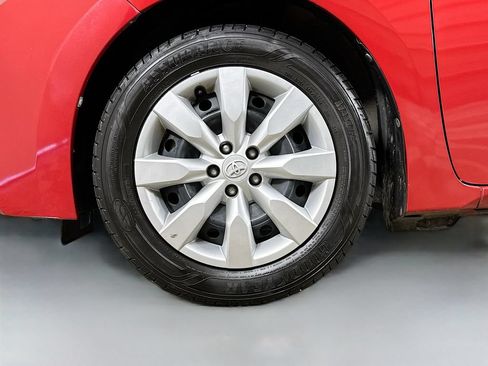 Used 2016 Toyota Corolla LE FWD image 33