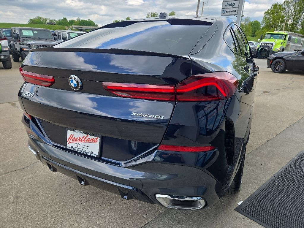 Used 2024 BMW X6 xDrive40i w/ Executive Package AWD/4WD image 12