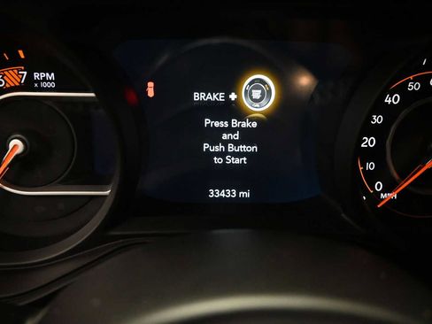Used 2025 Jeep Wrangler Unlimited Sahara AWD/4WD image 10