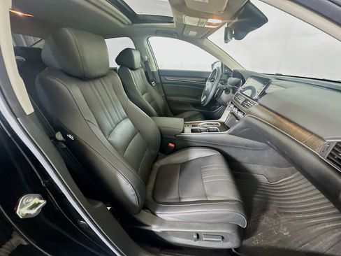 Used 2019 Honda Accord EX-L image 32