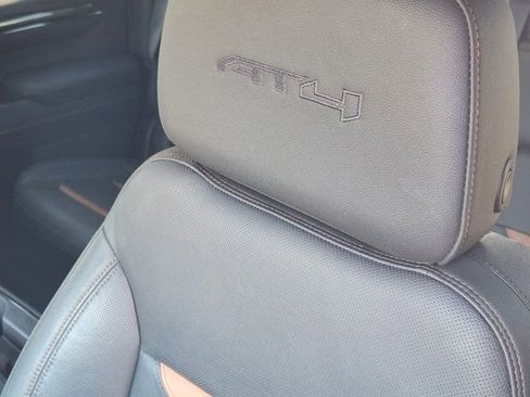 Used 2022 GMC Sierra 1500 AT4 w/ AT4 Premium Package image 20