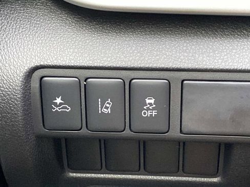 Used 2024 Mitsubishi Eclipse Cross LE image 18