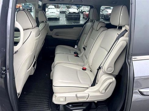 Used 2026 Honda Odyssey Touring image 8