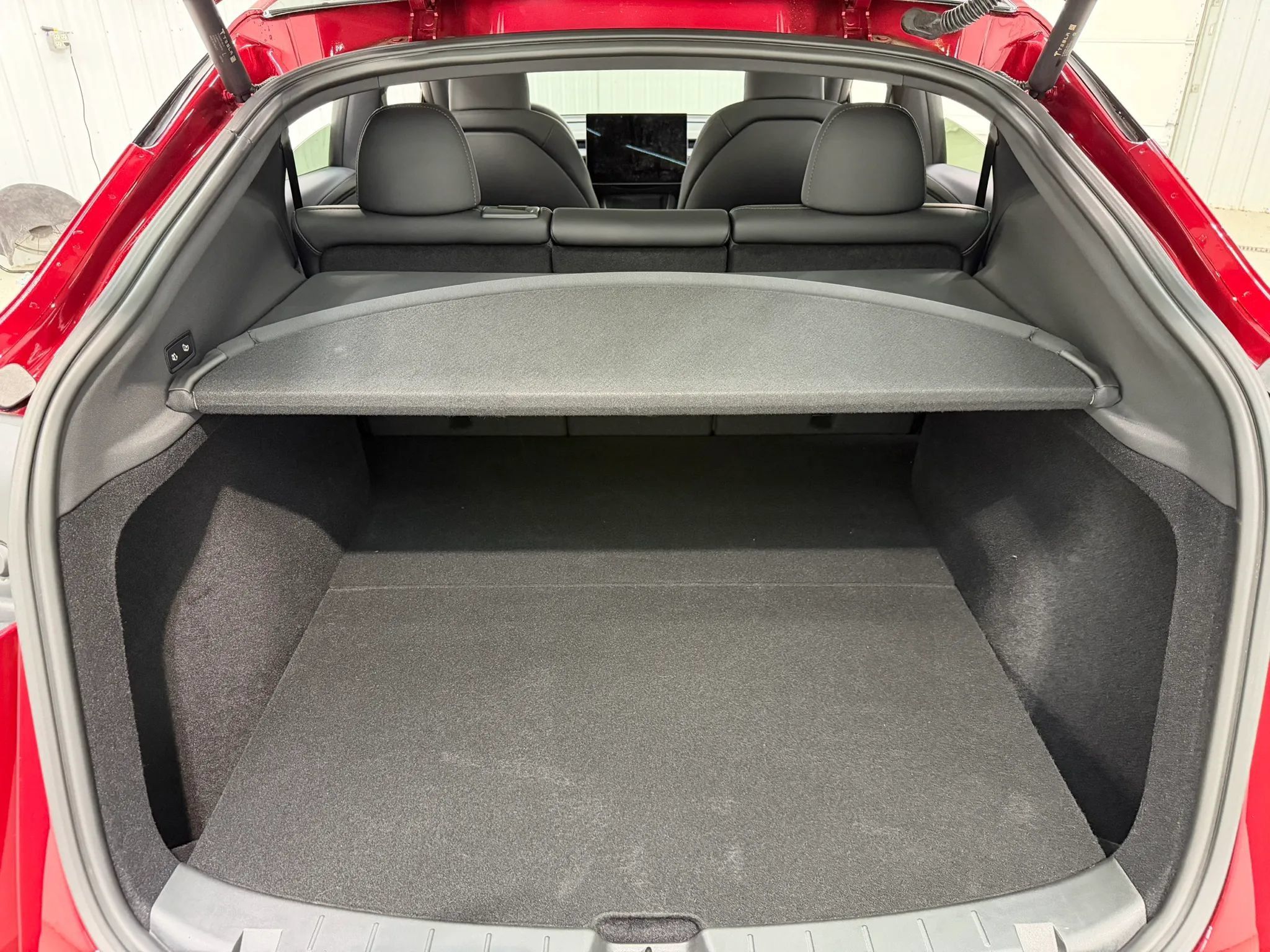 Used 2026 Tesla Model Y AWD image 17