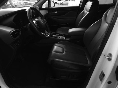 Used 2019 Hyundai Santa Fe AWD image 14