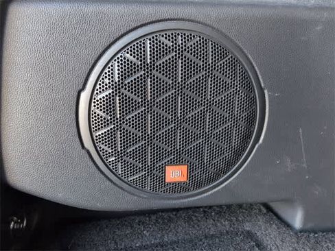 Used 2021 Toyota RAV4 XLE Premium image 31