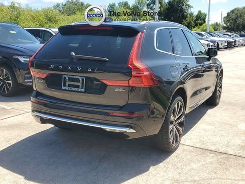 Certified 2023 Volvo XC60 B5 Ultimate w/ Climate Package AWD/4WD image 3