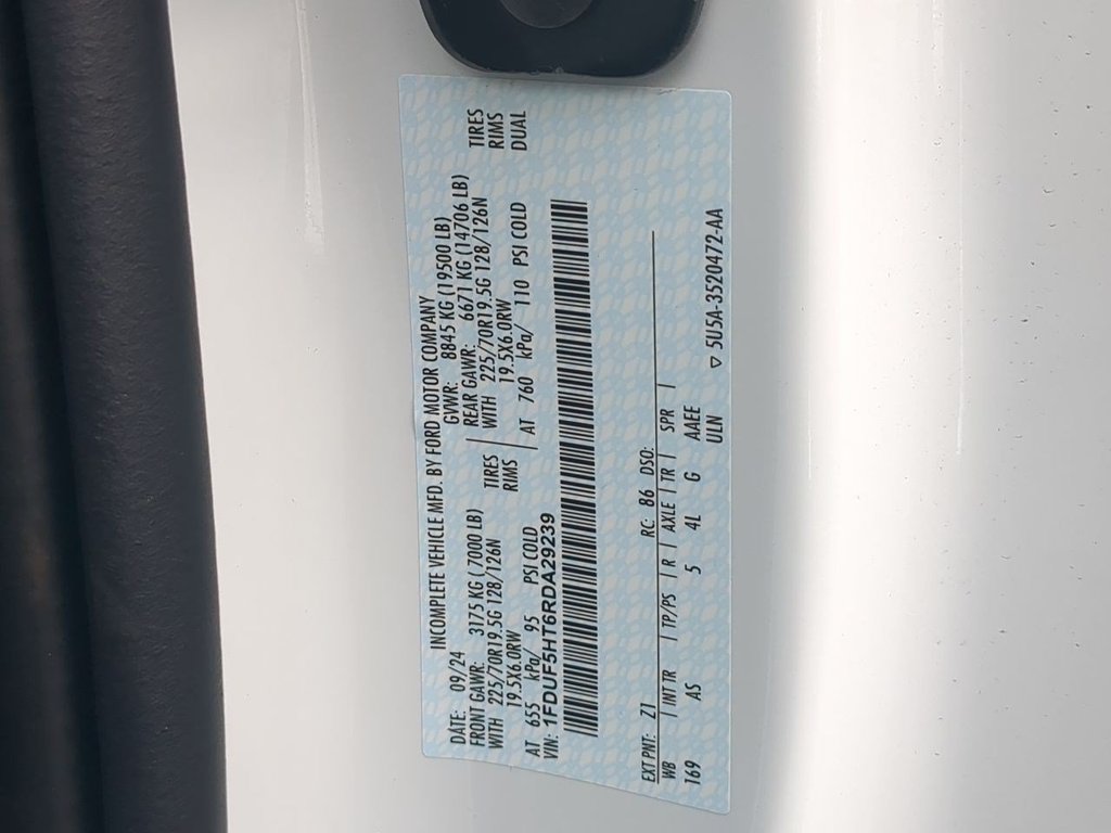 New 2024 Ford F550 4x4 Regular Cab Super Duty image 26