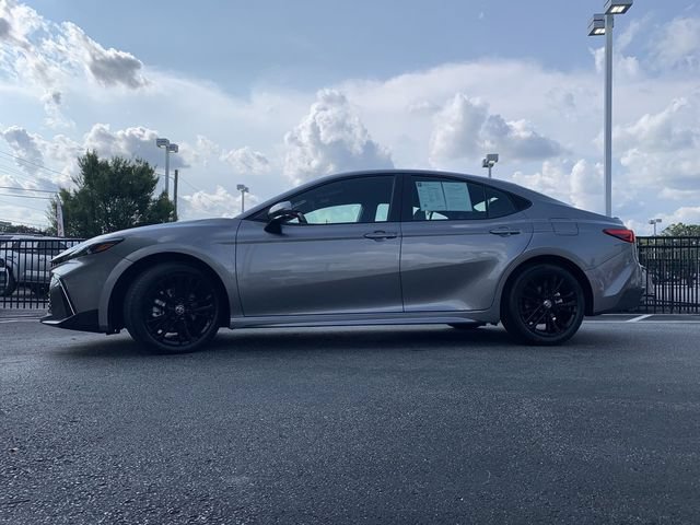 Used 2026 Toyota Camry SE FWD image 5