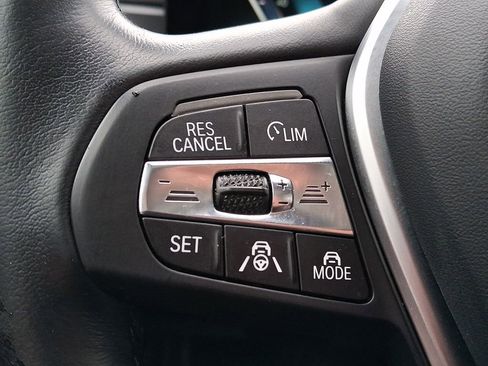 Used 2023 BMW i4 eDrive35 image 18