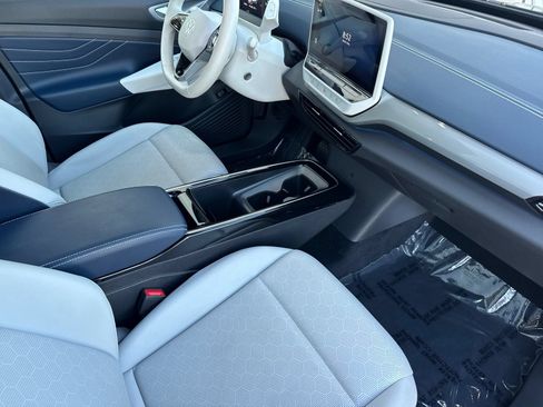Used 2023 Volkswagen ID.4 Pro S Plus RWD image 18