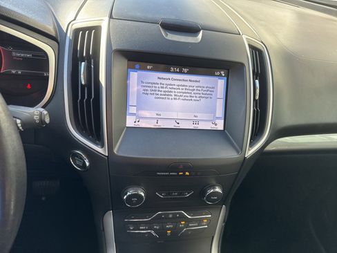 Used 2019 Ford Edge SEL w/ Equipment Group 201A image 24