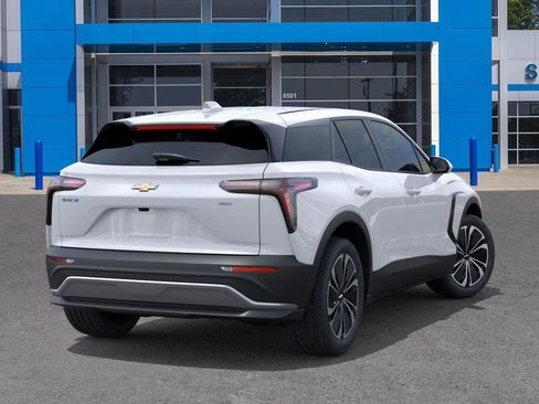 New 2026 Chevrolet Blazer EV LT image 4