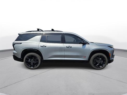 Used 2026 Chevrolet Traverse RS AWD/4WD image 4