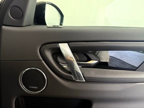 New 2025 Land Rover Discovery Sport S image 37