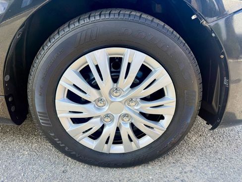 Used 2010 Toyota Corolla image 13