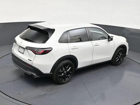 Used 2023 Honda HR-V Sport image 16