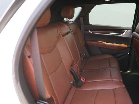 Used 2020 Cadillac XT5 Sportv AWD/4WD image 17
